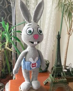 akıllı tavşan momo amigurumi